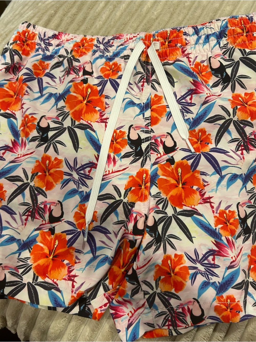 Chubbies Men's The Pool Parties Lined Swim Trunks Size M